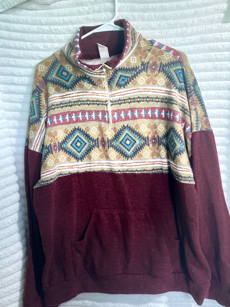7th Ray Women's Maroon And Tan Patterned Zip Up Sweater